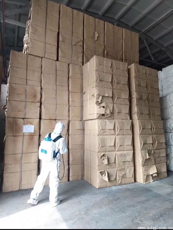 突出“嚴”“全”“快”，筑牢疫情防控屏障