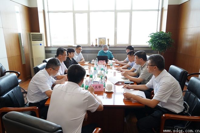 山東國投公司第二督導(dǎo)組到輕工供銷公司進(jìn)行保增長促發(fā)展、安全生產(chǎn)督導(dǎo)調(diào)研