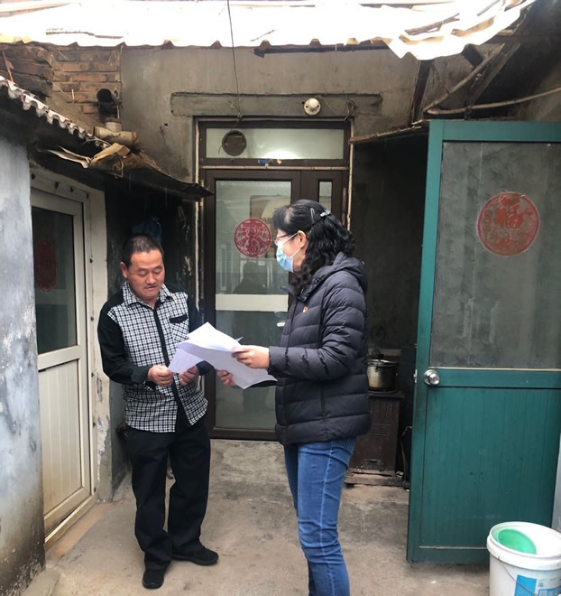 輕工供銷開展“緬懷先烈、文明祭掃”雙報到活動