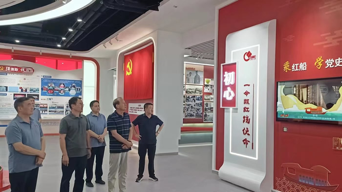 輕工供銷公司與山東金蔡倫集團(tuán) 深度洽談共促發(fā)展